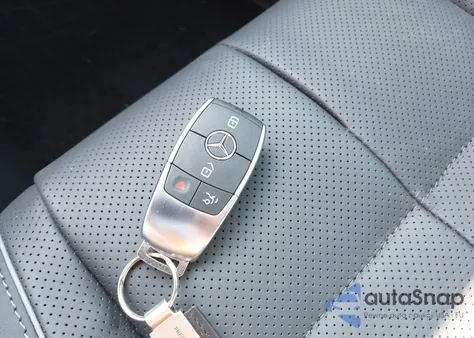 2025 Mercedes-Benz Gls 580 4Matic from USA, damaged, VIN 4JGFF8FE1SB323289